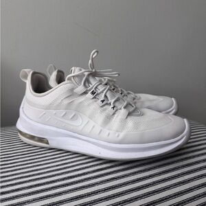 Nike women’s White Sneakers